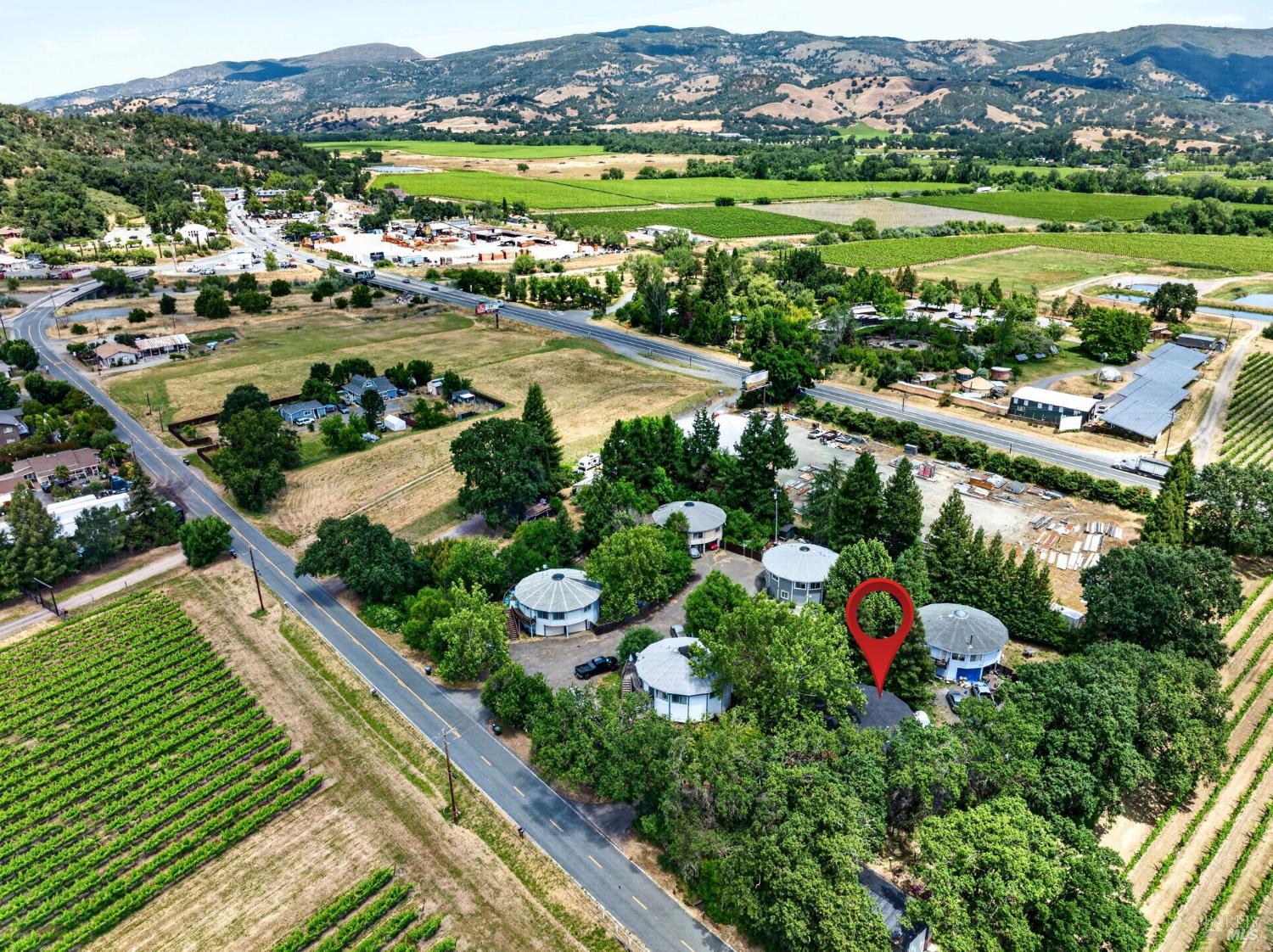 13885 Mountain House Road Hopland CA 95449