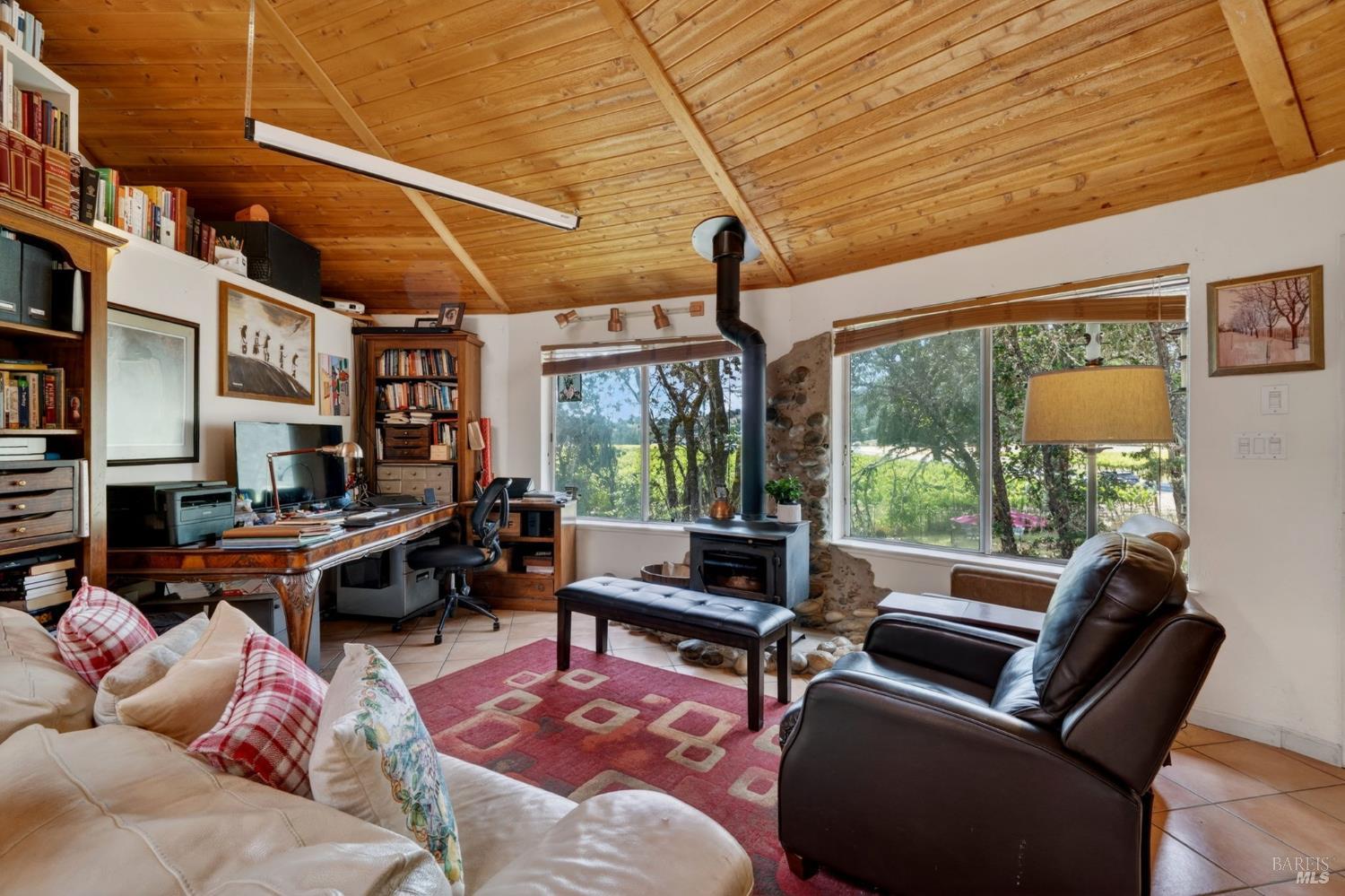 13885 Mountain House Road Hopland CA 95449