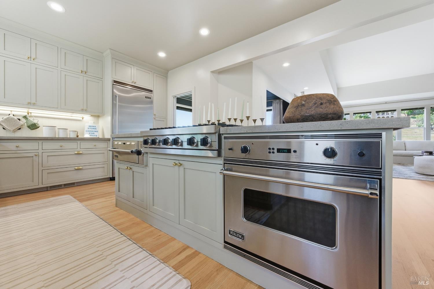 535 Westgate Drive Napa CA 94558