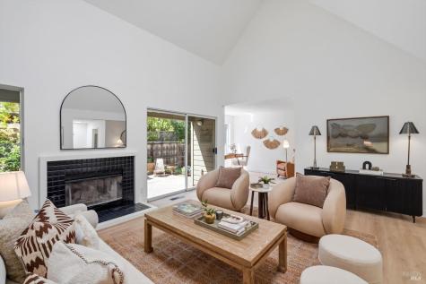21246 Via Colombard Sonoma CA 95476