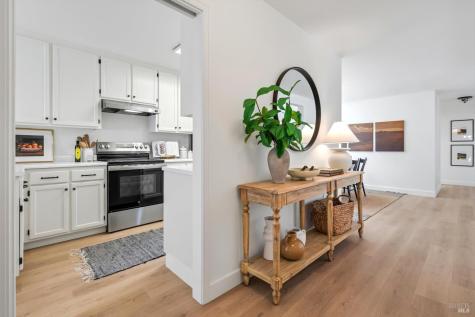 21246 Via Colombard Sonoma CA 95476