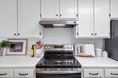 21246 Via Colombard Sonoma CA 95476