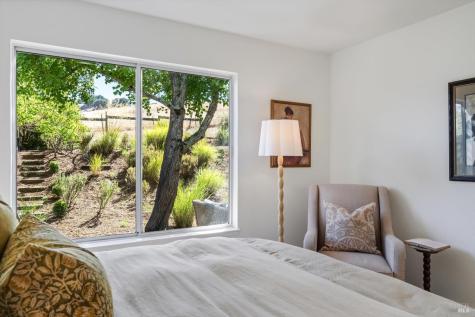21246 Via Colombard Sonoma CA 95476