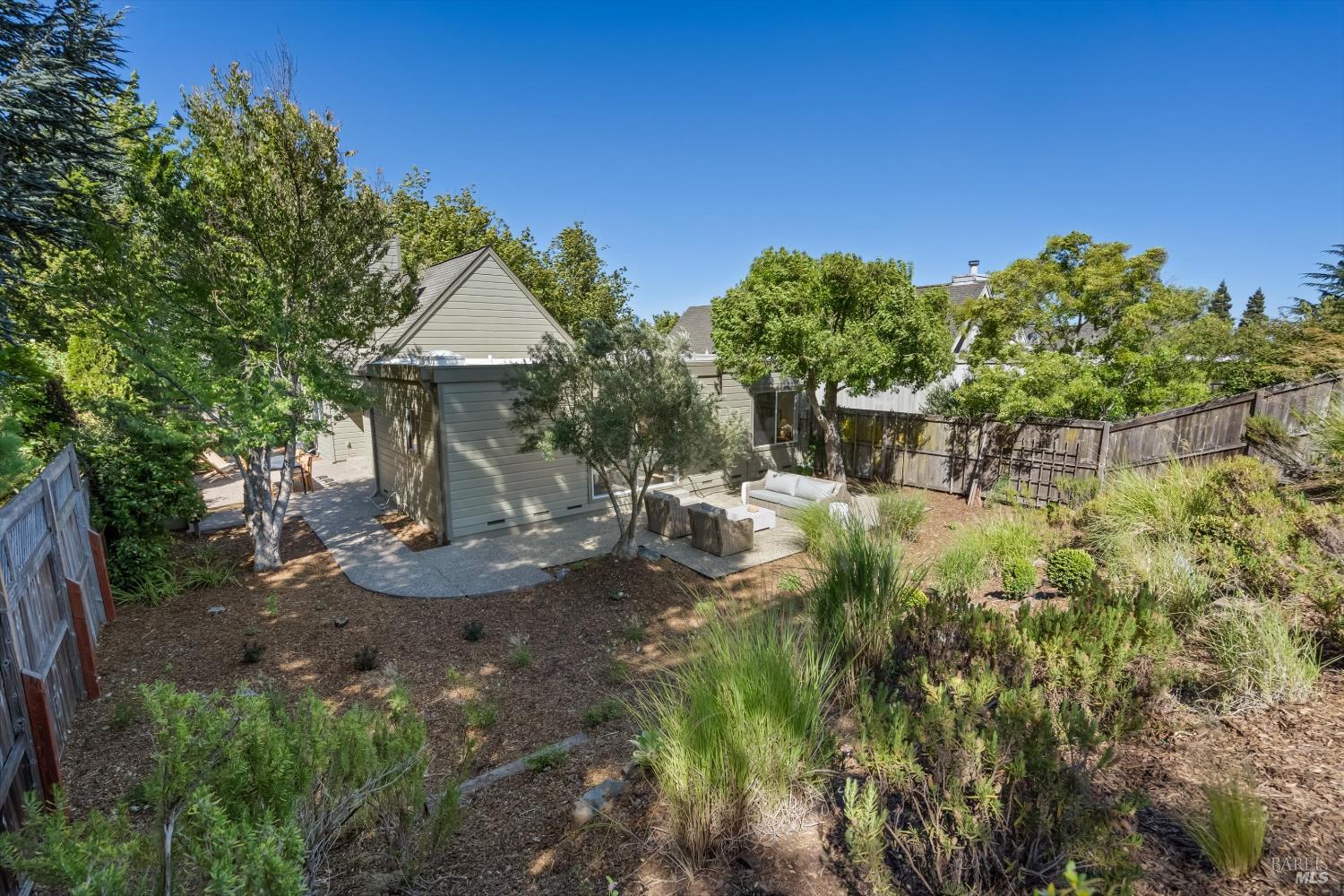 21246 Via Colombard Sonoma CA 95476