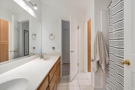 43 Anthony Court Windsor CA 95492