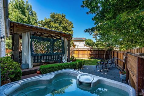 43 Anthony Court Windsor CA 95492