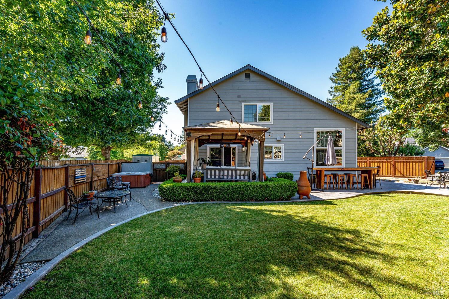 43 Anthony Court Windsor CA 95492