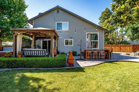 43 Anthony Court Windsor CA 95492