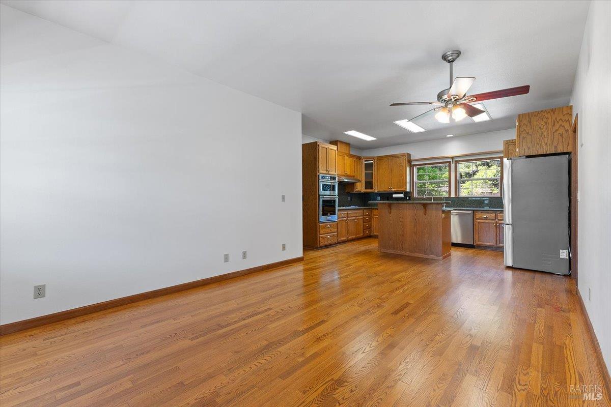 7420 Woodland Avenue Sebastopol CA 95472