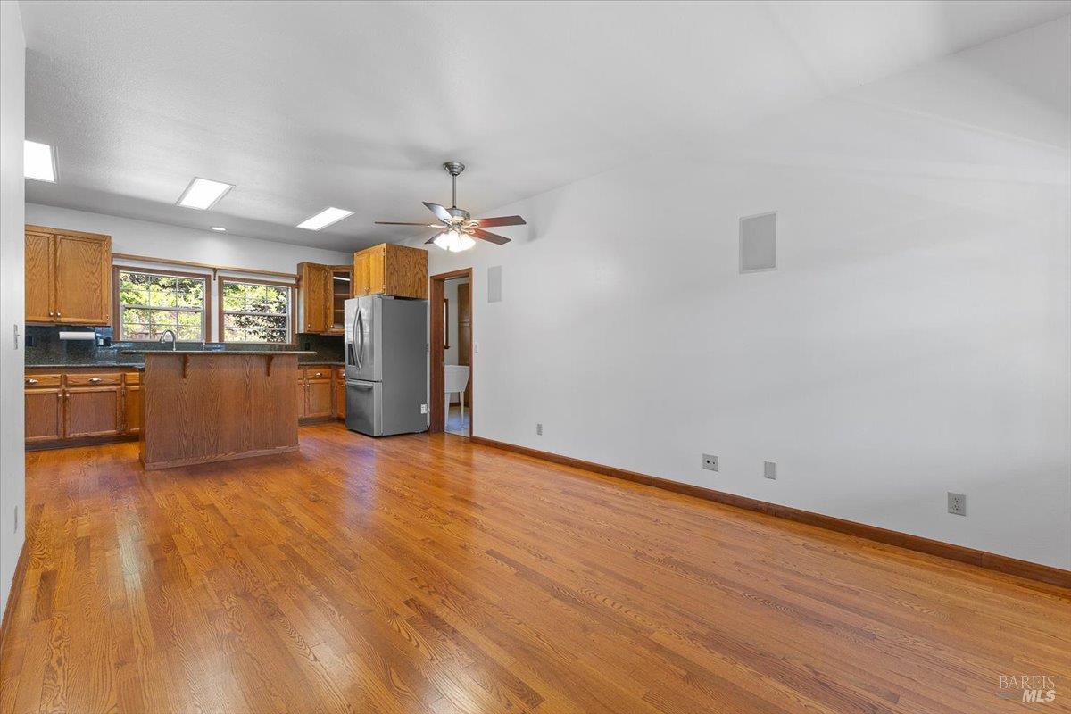 7420 Woodland Avenue Sebastopol CA 95472