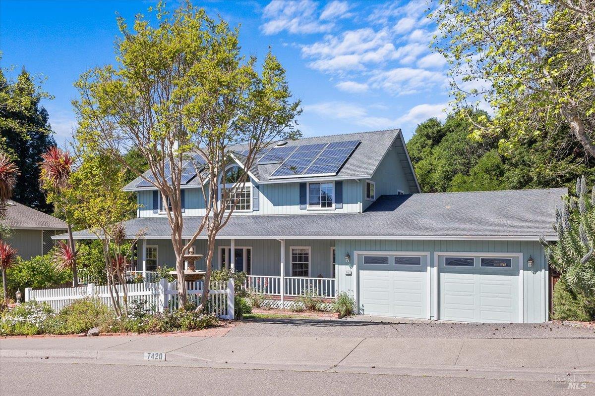 7420 Woodland Avenue Sebastopol CA 95472