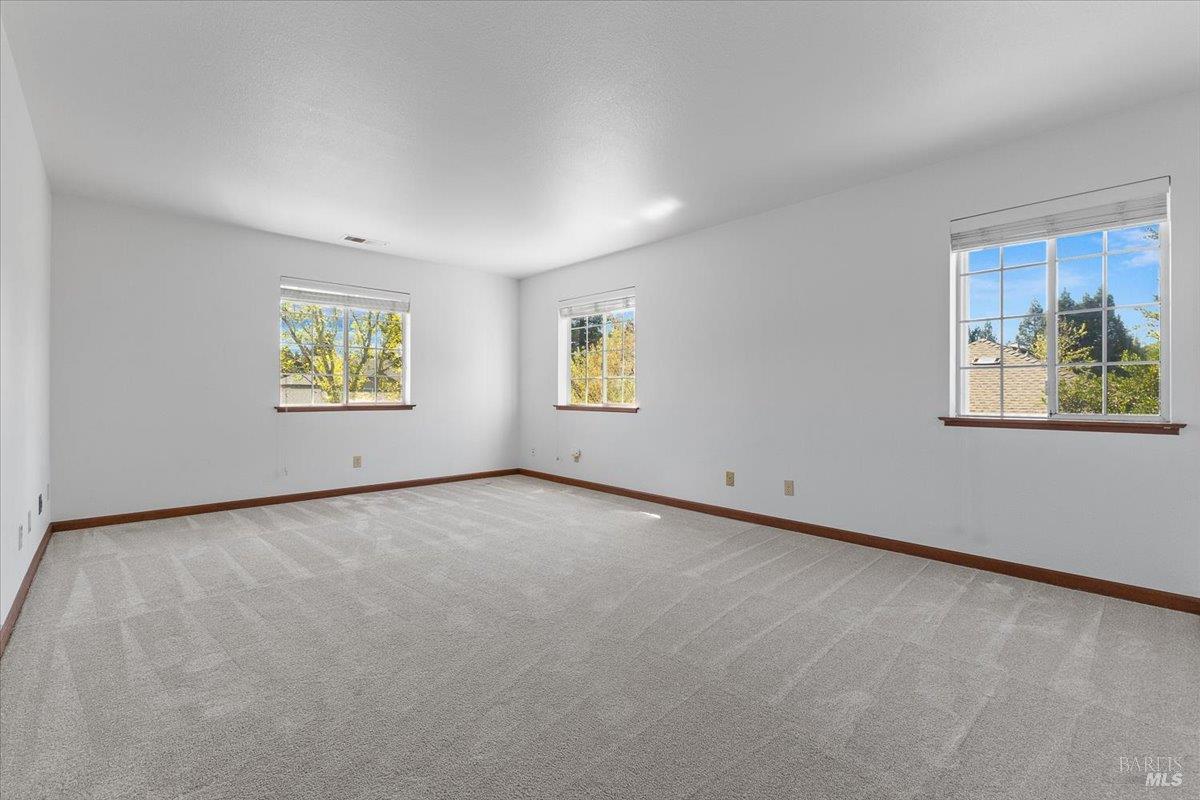 7420 Woodland Avenue Sebastopol CA 95472
