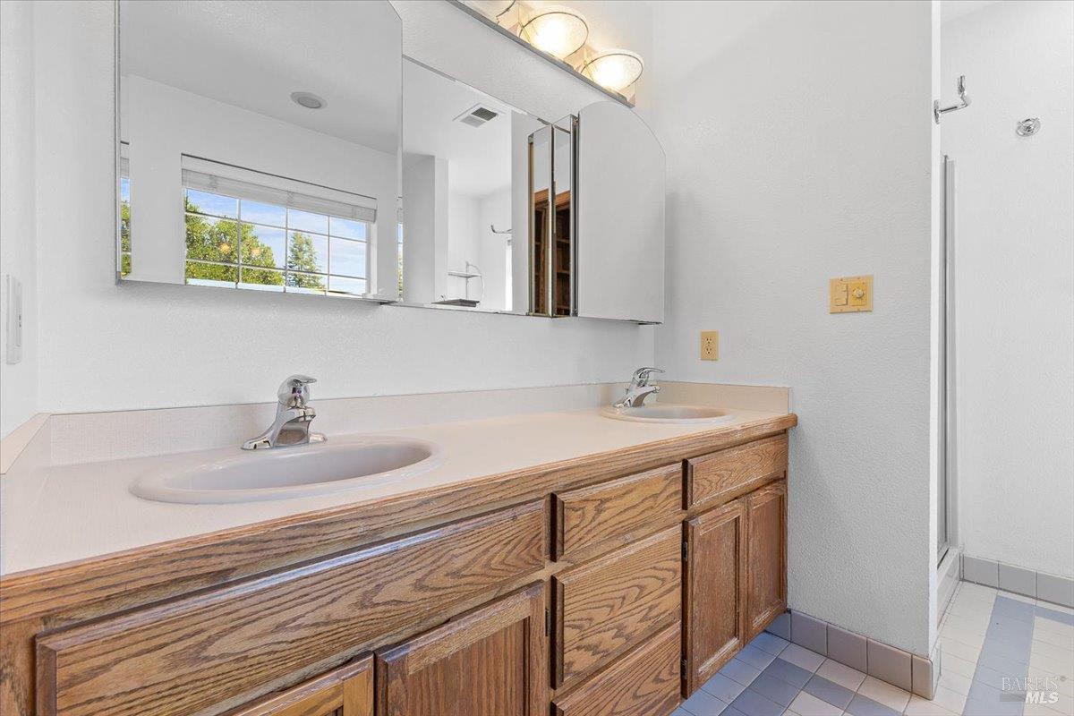 7420 Woodland Avenue Sebastopol CA 95472