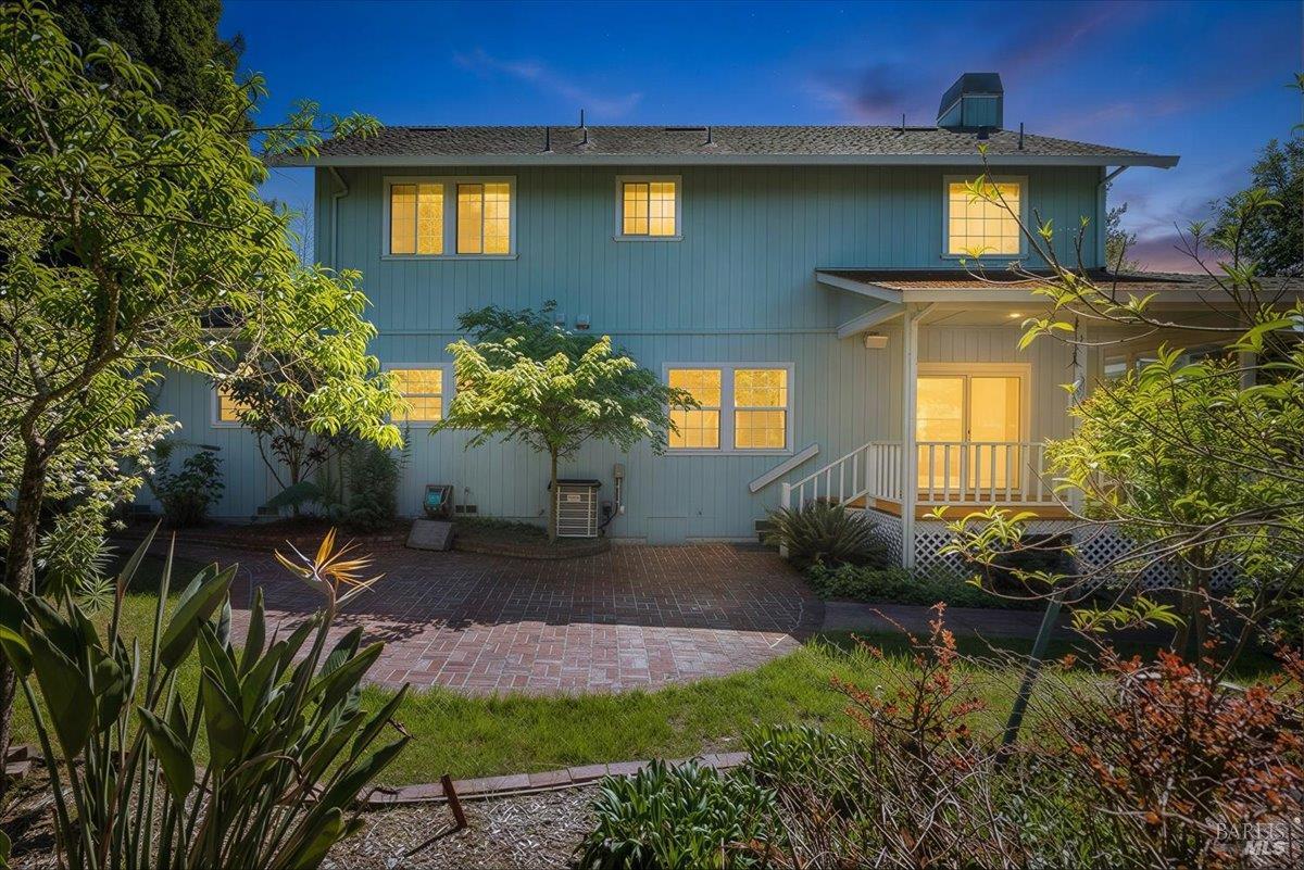 7420 Woodland Avenue Sebastopol CA 95472
