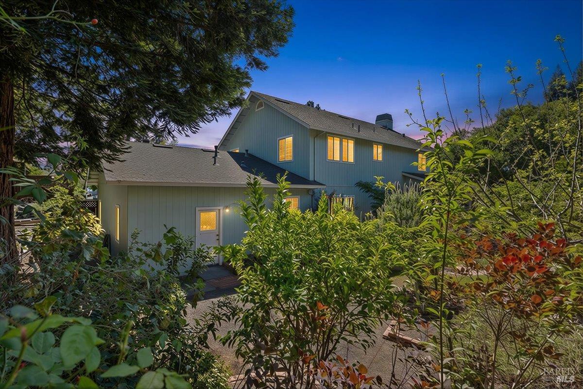 7420 Woodland Avenue Sebastopol CA 95472