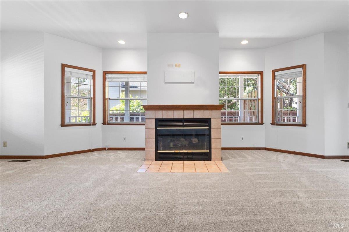7420 Woodland Avenue Sebastopol CA 95472