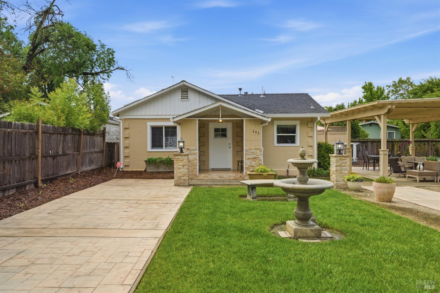 443 W Spain Street Sonoma CA 95476