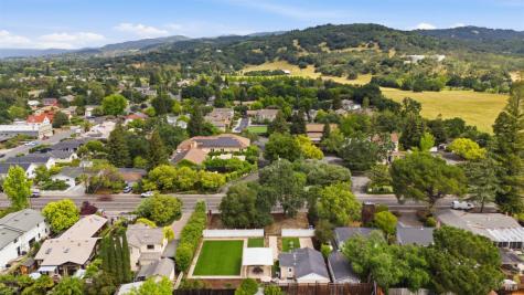 443 W Spain Street Sonoma CA 95476