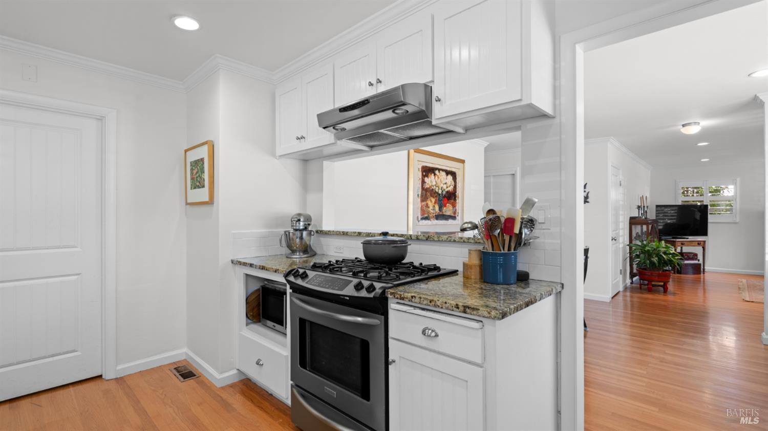 965 Phillips Avenue Petaluma CA 94952