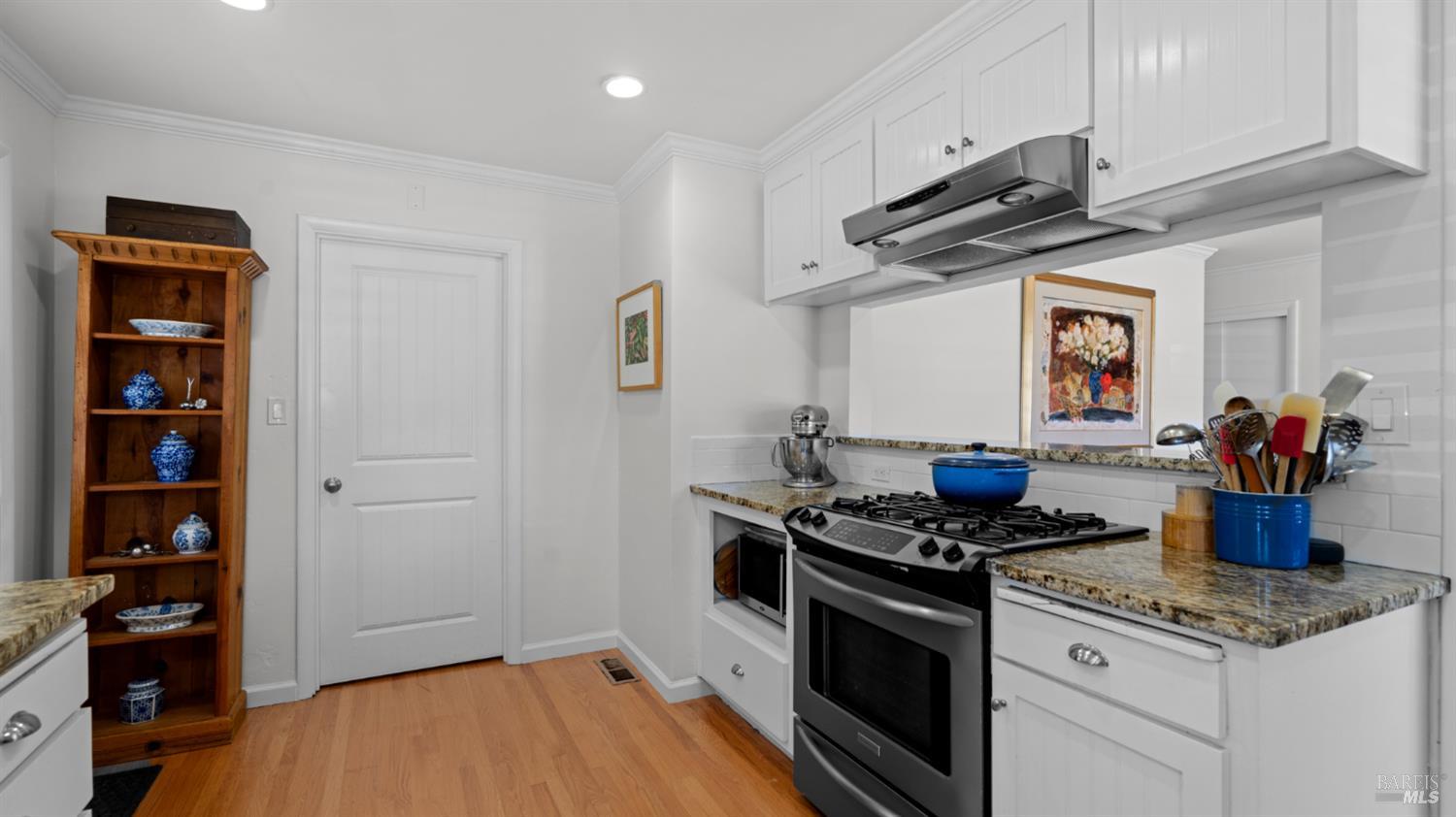 965 Phillips Avenue Petaluma CA 94952