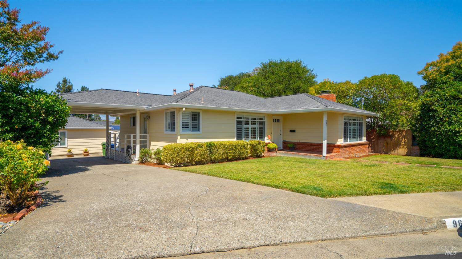965 Phillips Avenue Petaluma CA 94952