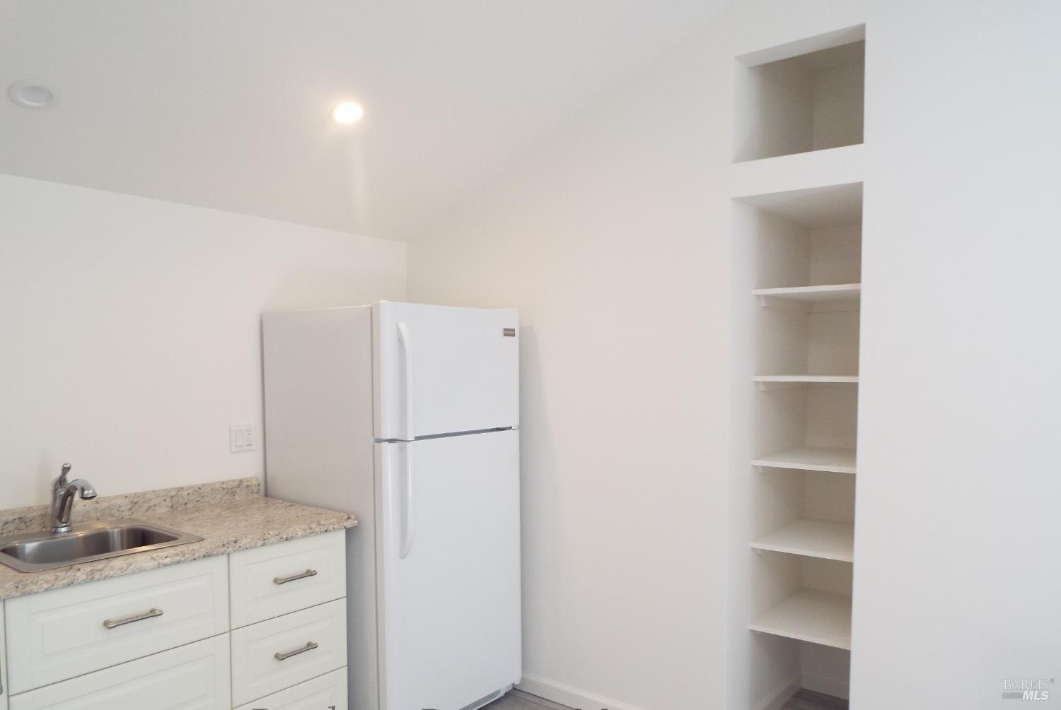 965 Phillips Avenue Petaluma CA 94952