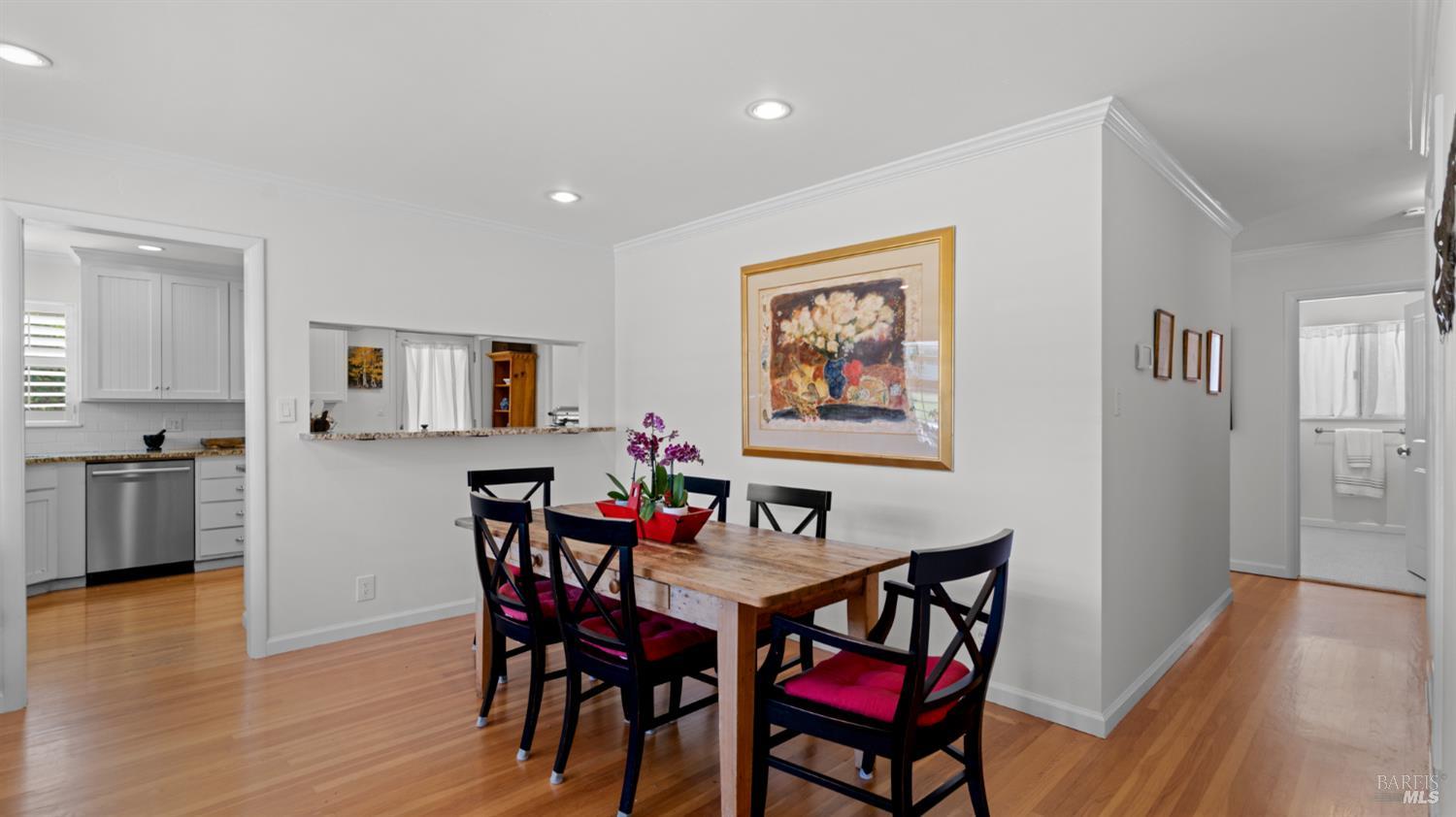 965 Phillips Avenue Petaluma CA 94952