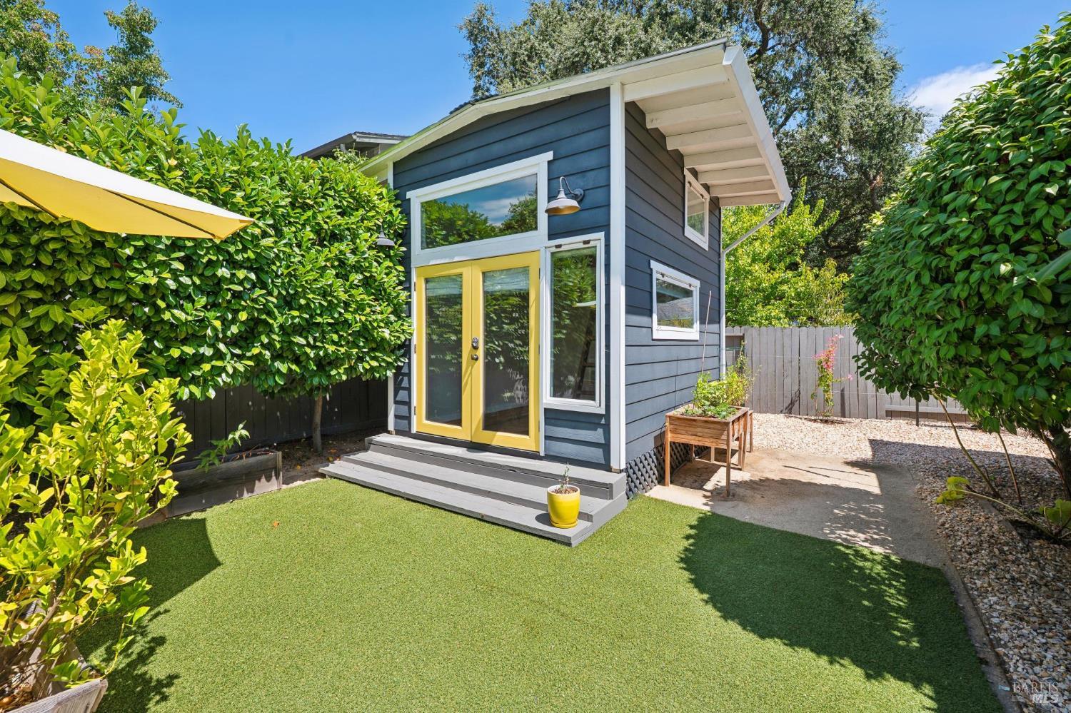 18344 Happy Lane Sonoma CA 95476