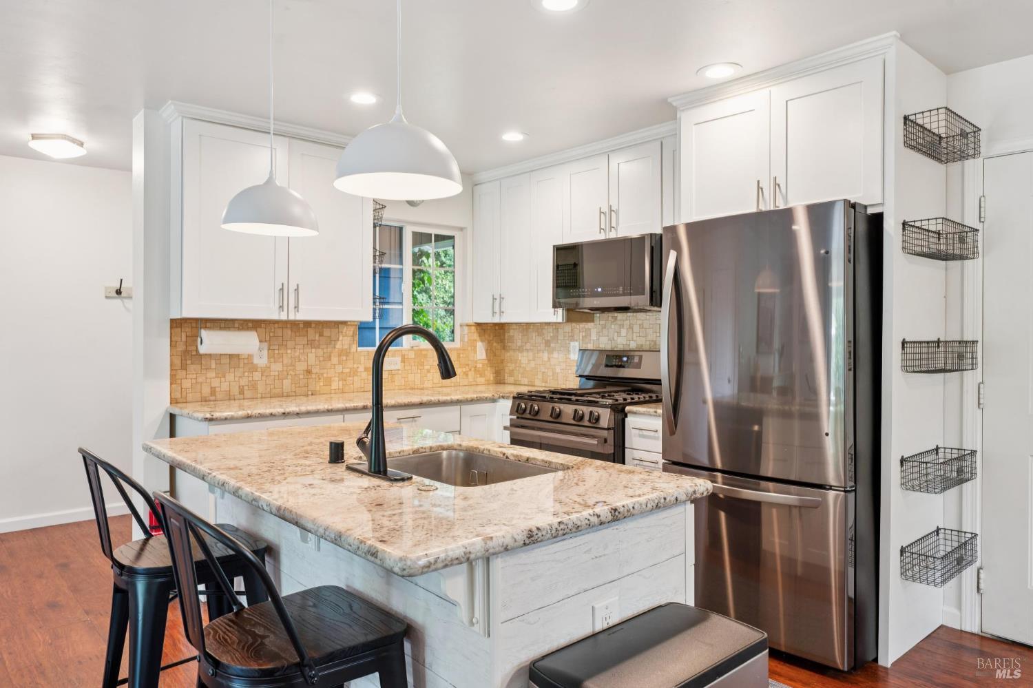 18344 Happy Lane Sonoma CA 95476