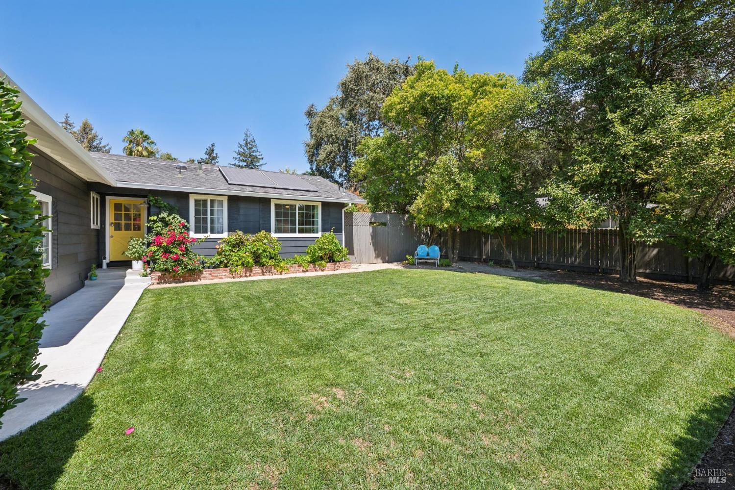 18344 Happy Lane Sonoma CA 95476