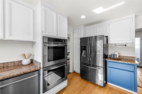 237 Rushmore Avenue Petaluma CA 94954