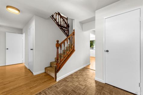 237 Rushmore Avenue Petaluma CA 94954