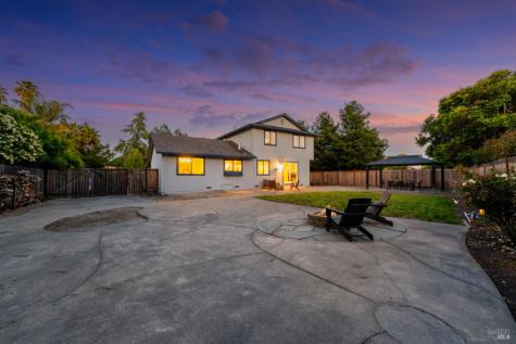 237 Rushmore Avenue Petaluma CA 94954