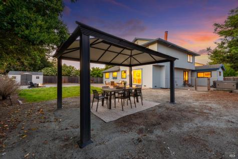 237 Rushmore Avenue Petaluma CA 94954