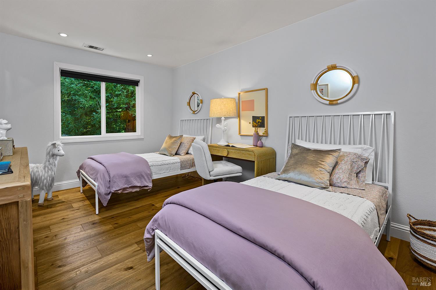 1225 Garden Lane Sebastopol CA 95472