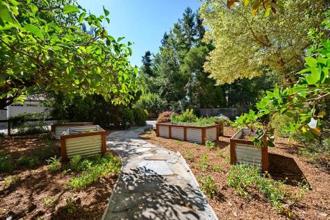 1225 Garden Lane Sebastopol CA 95472