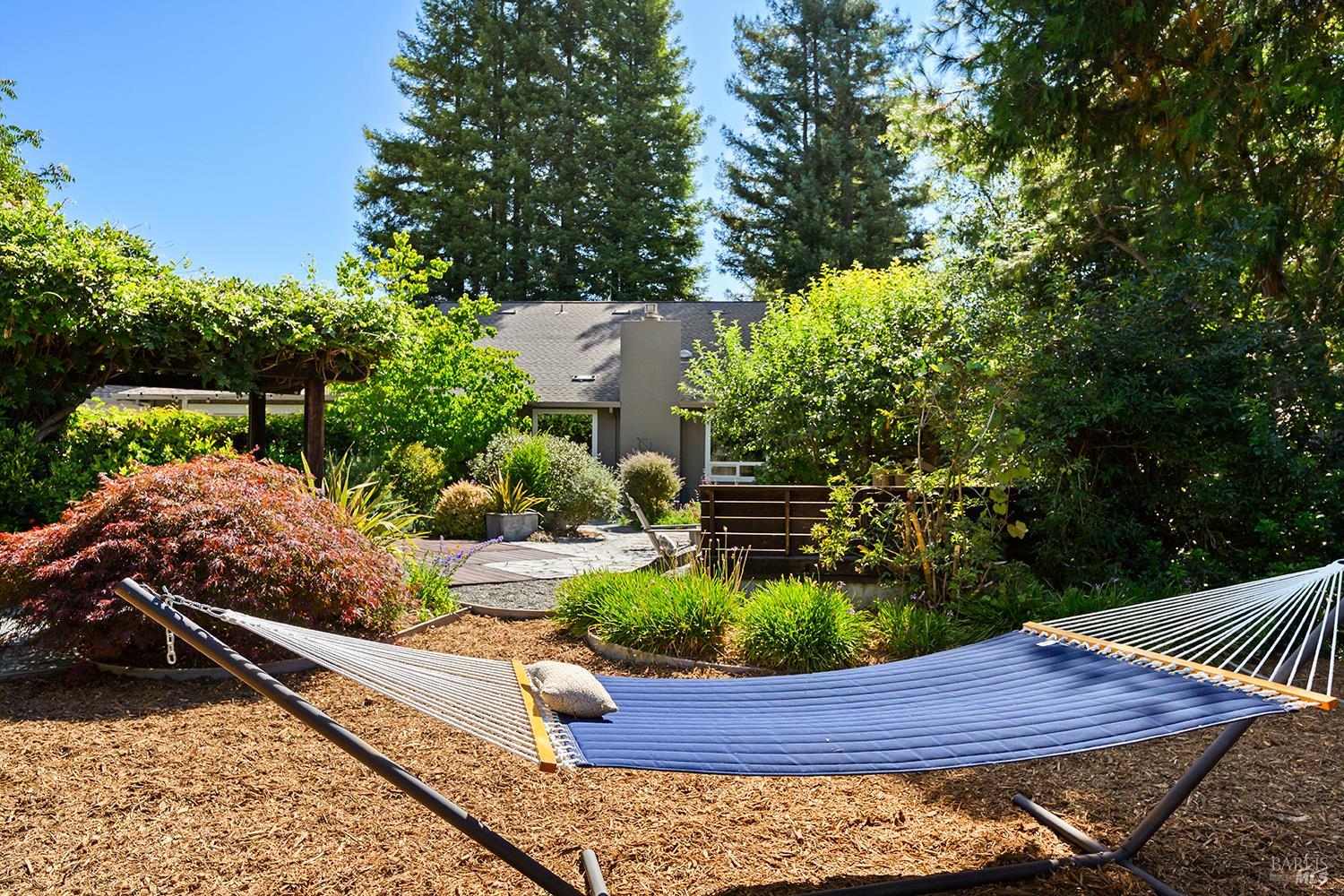 1225 Garden Lane Sebastopol CA 95472