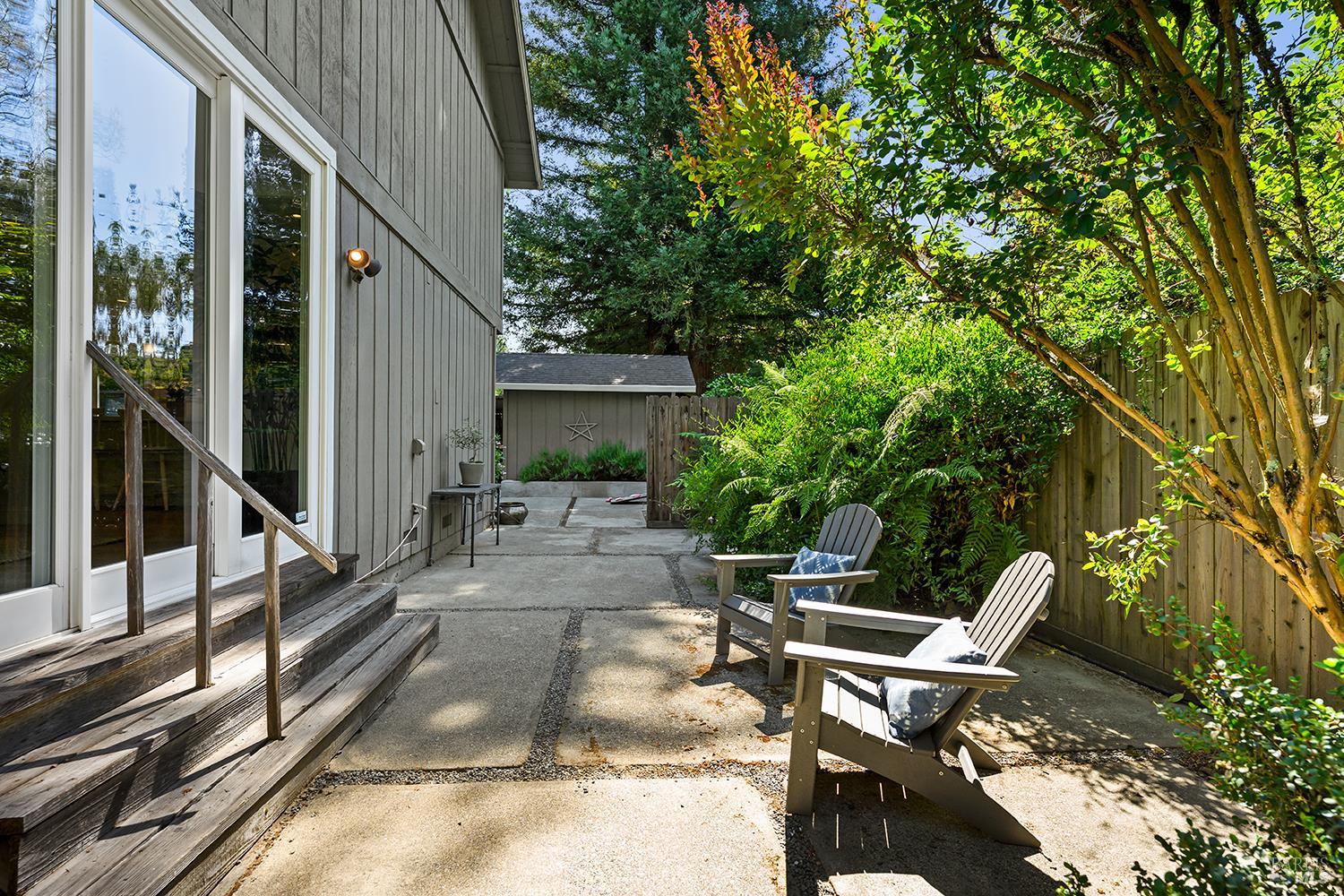 1225 Garden Lane Sebastopol CA 95472