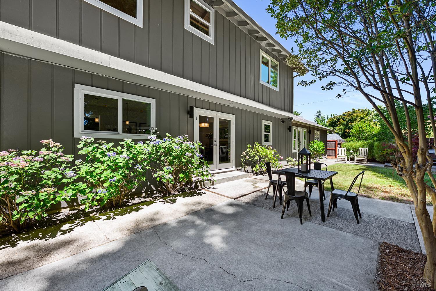 1225 Garden Lane Sebastopol CA 95472