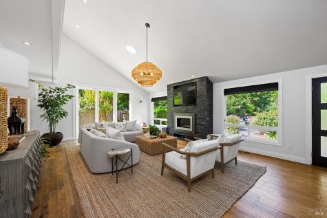 1225 Garden Lane Sebastopol CA 95472