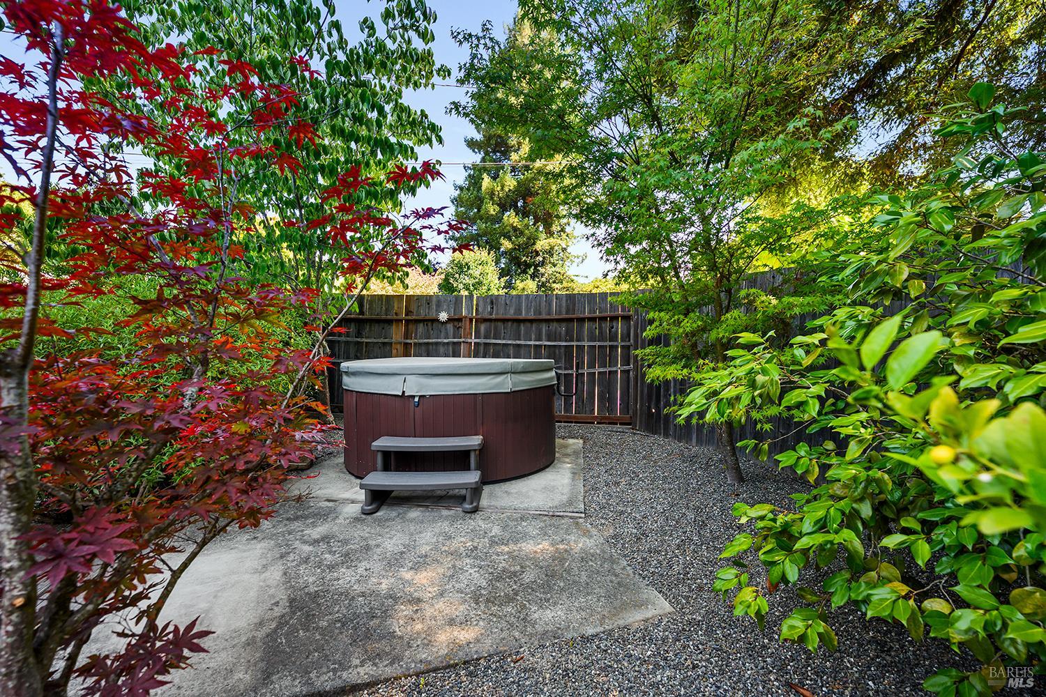 1225 Garden Lane Sebastopol CA 95472