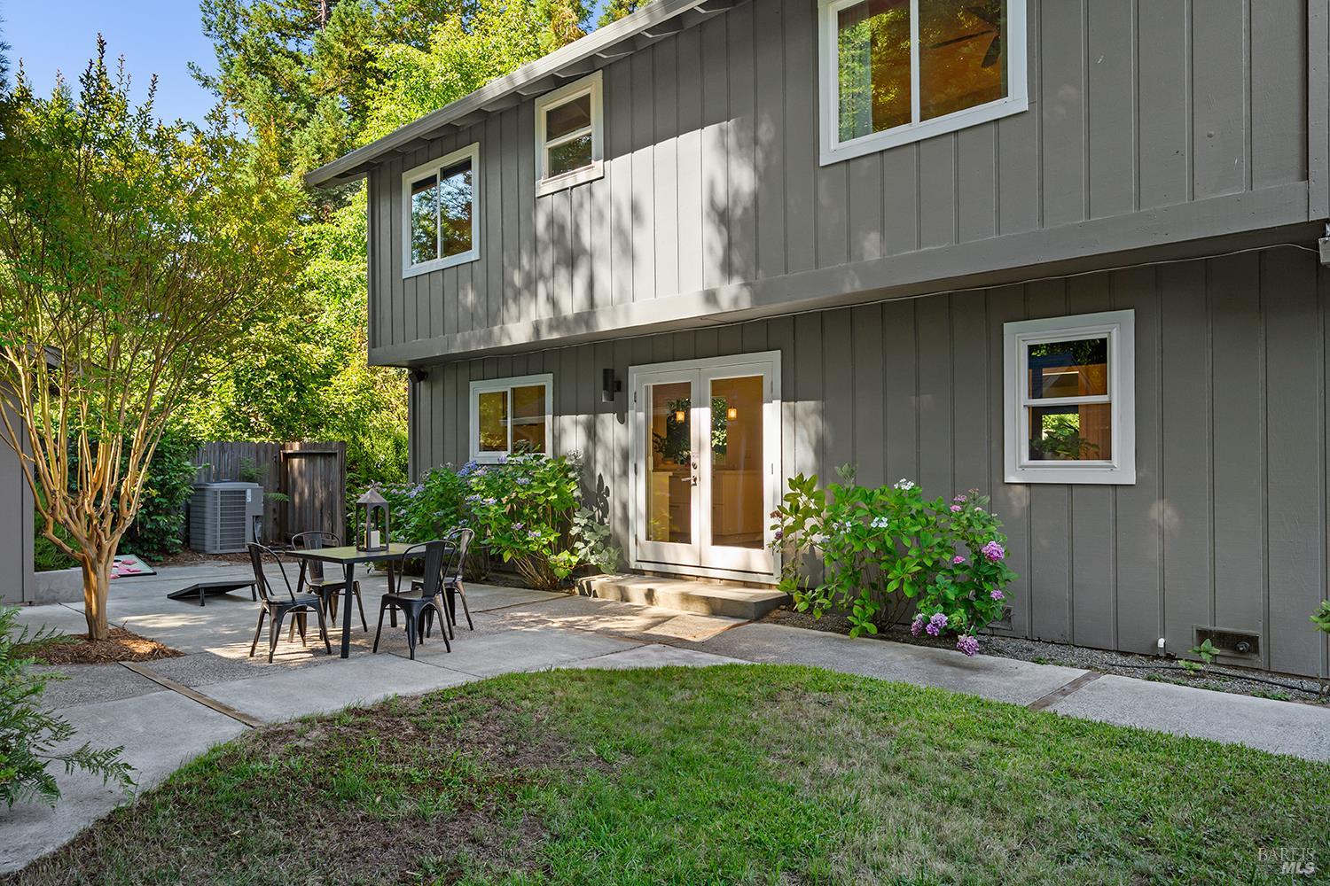 1225 Garden Lane Sebastopol CA 95472