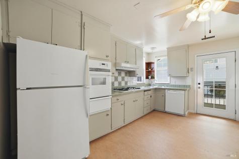 1856 Terry Road Santa Rosa CA 95403