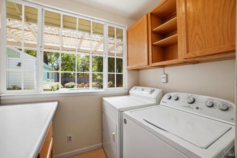 1856 Terry Road Santa Rosa CA 95403