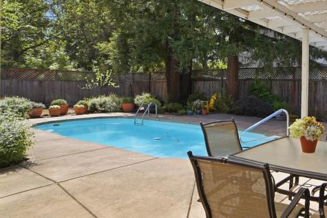 1856 Terry Road Santa Rosa CA 95403