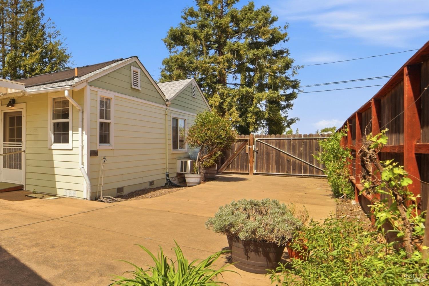 1856 Terry Road Santa Rosa CA 95403