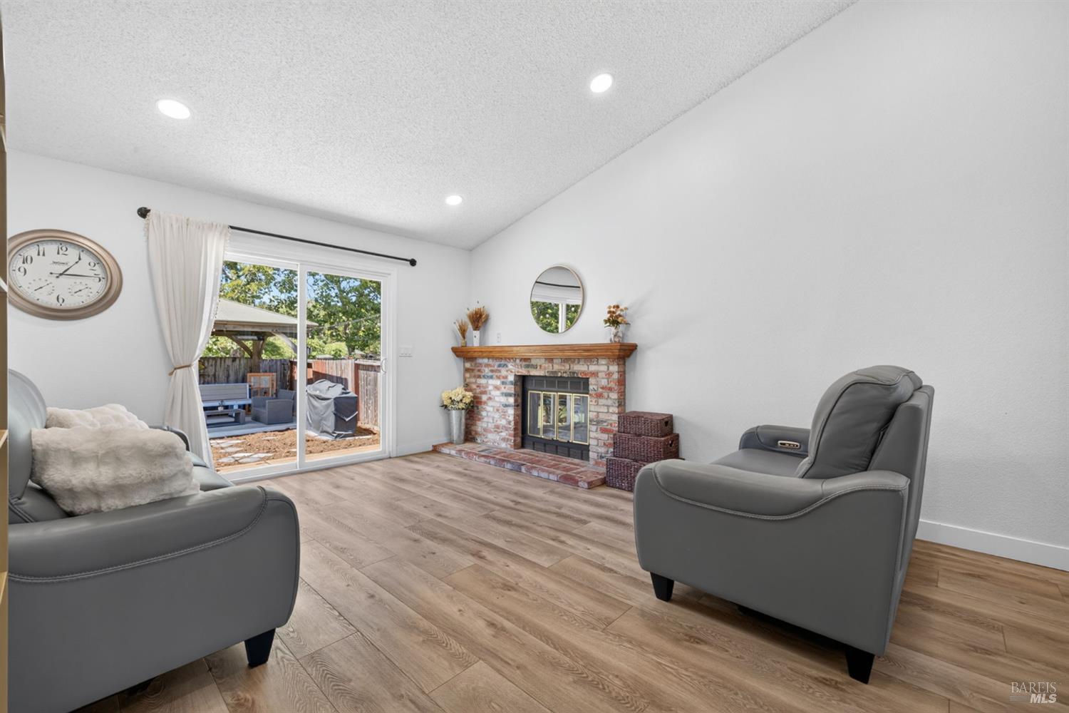 1116 Hailey Court Rohnert Park CA 94928