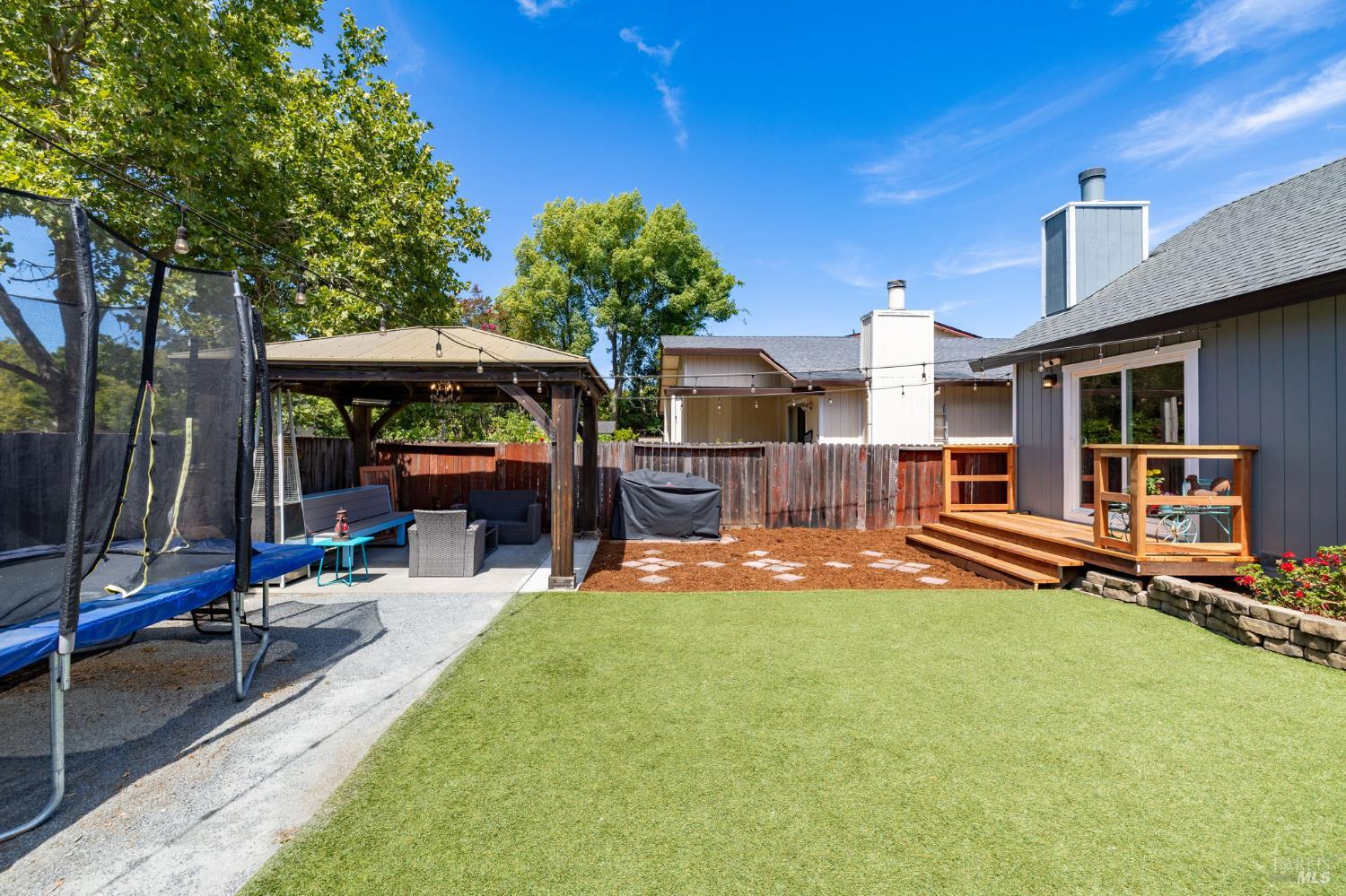 1116 Hailey Court Rohnert Park CA 94928