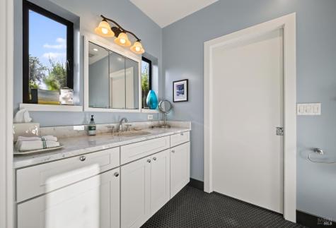529 Virginia Drive Tiburon CA 94920