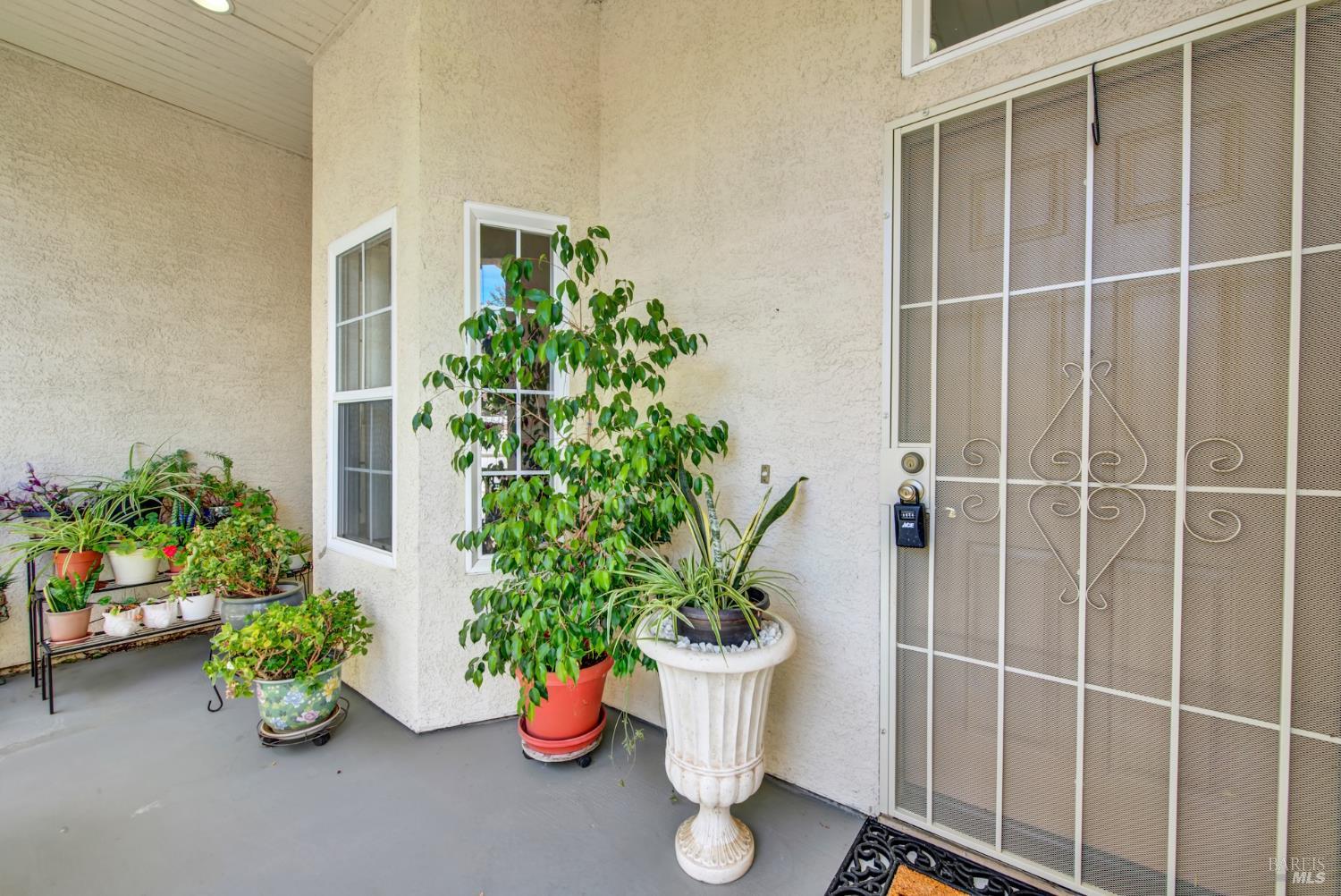 401 Marvin Gardens Drive Vacaville CA 95687